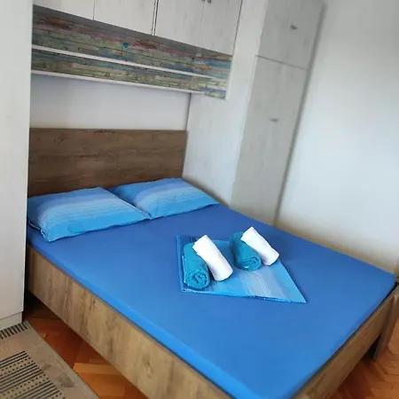 Apartman Lara Διαμέρισμα Σπλιτ